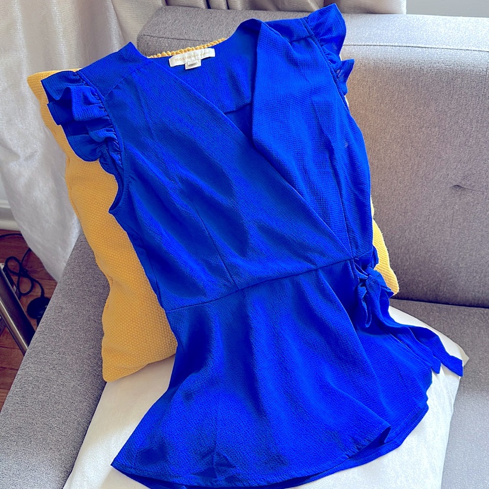 Rich blue faux wrap top 🦋